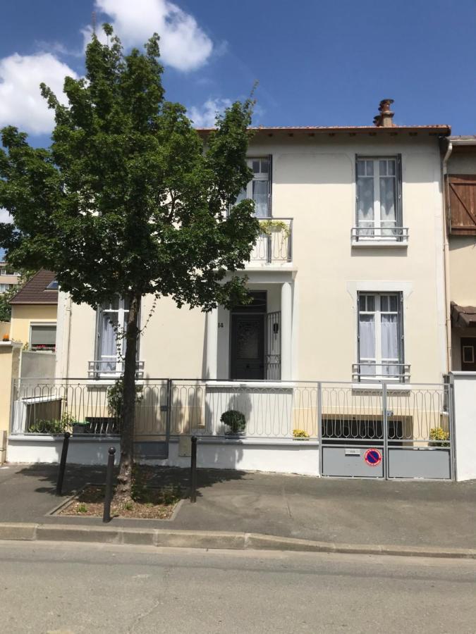 Maison Bernadette - Premier Etage Витри-сюр-Сен Экстерьер фото